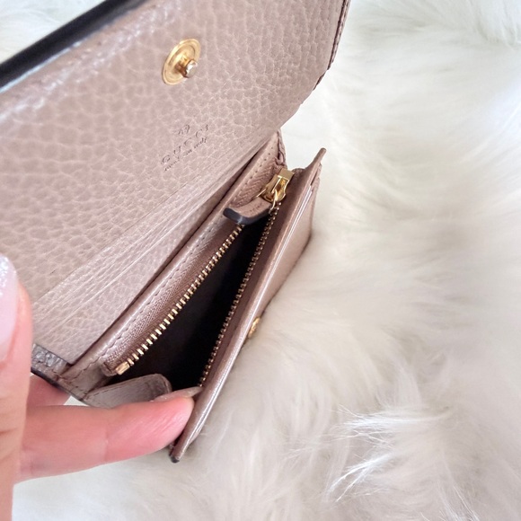 Gucci Women's Wallet - Picture 9 of 14